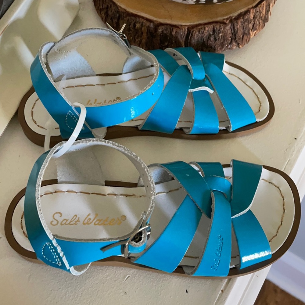 Nice salt water sandals blue